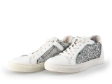 Giga Sneakers