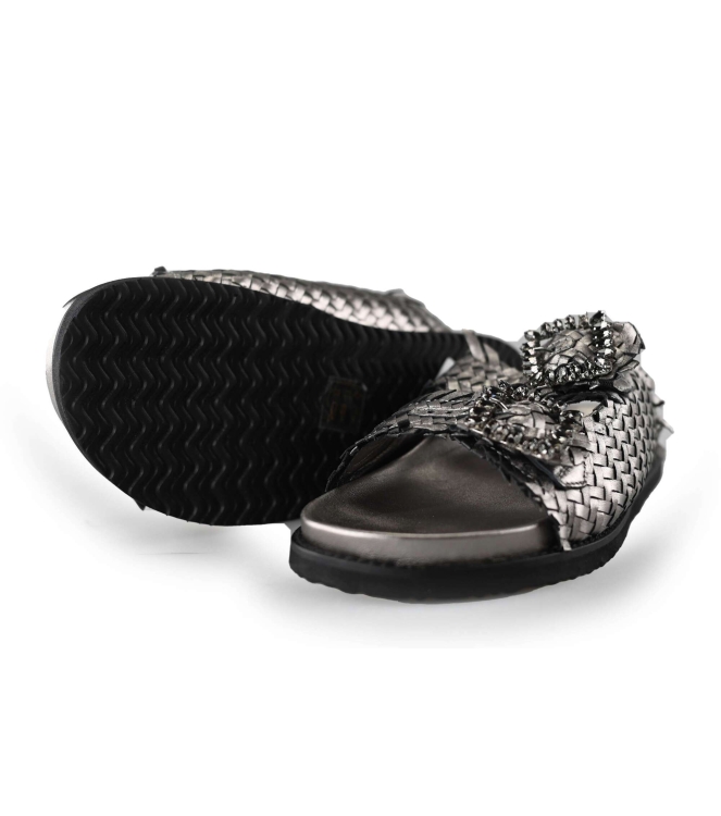 Inuikii Slippers