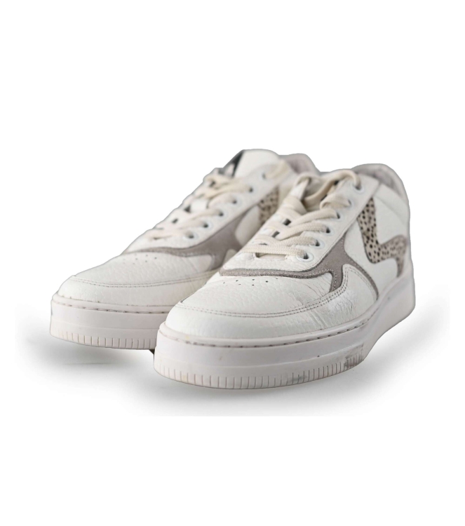 Maruti Sneakers