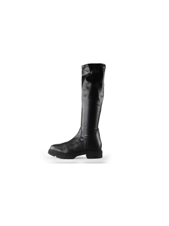  Omoda Laarzen 216559
 [MAAT] 39
 