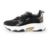 Giga Sneakers