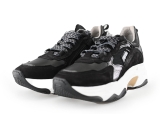 Giga Sneakers