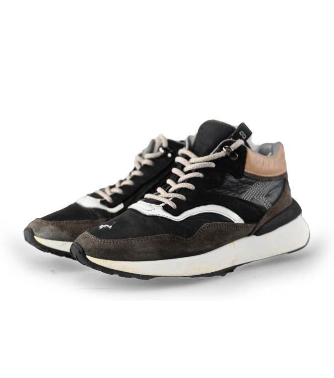 Giga Hoge Sneakers