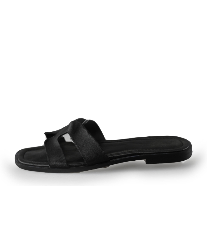 Omoda Slippers