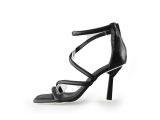 Guess Pumps