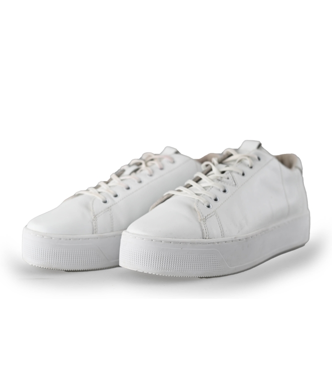 Hub Sneakers
