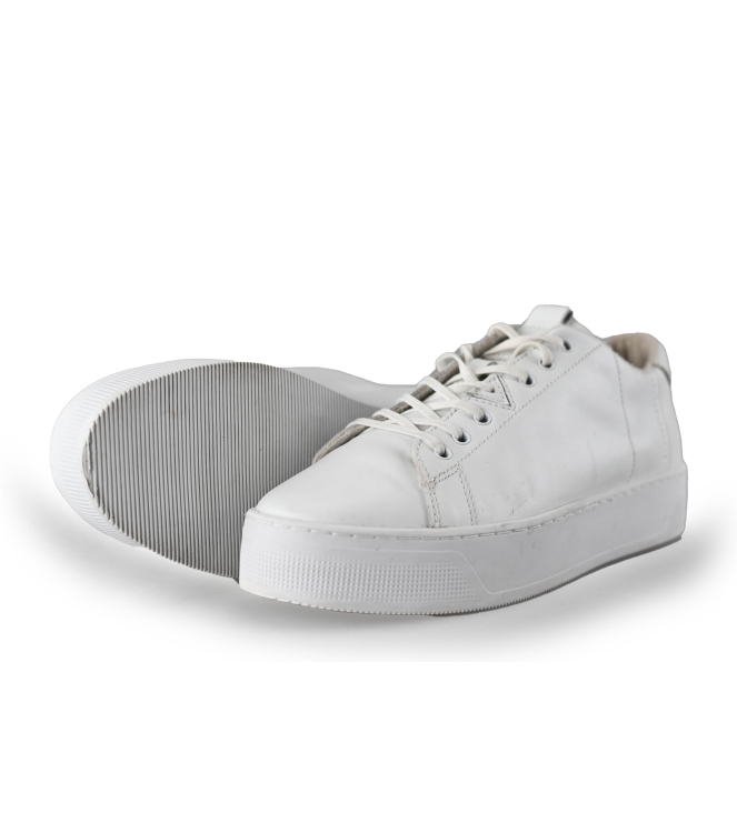 Hub Sneakers