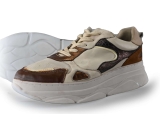 Omoda Sneakers