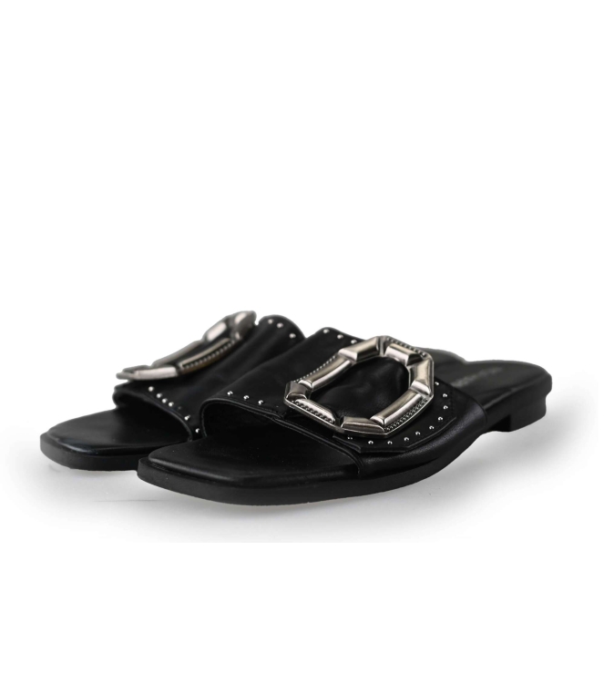 Noa Harmon Slippers