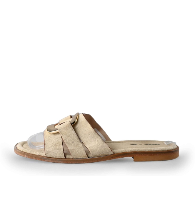 Omoda Slippers