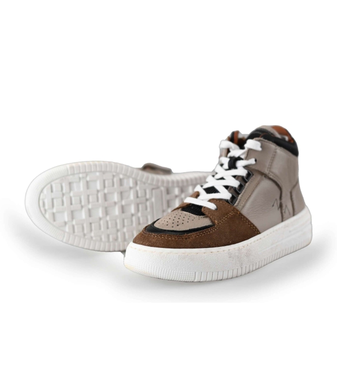 Giga Hoge Sneakers