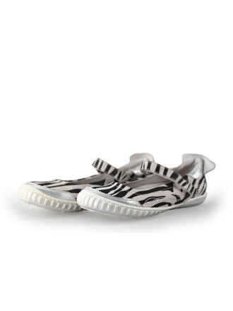  Omoda Instappers 218467
 [MAAT] 32
 