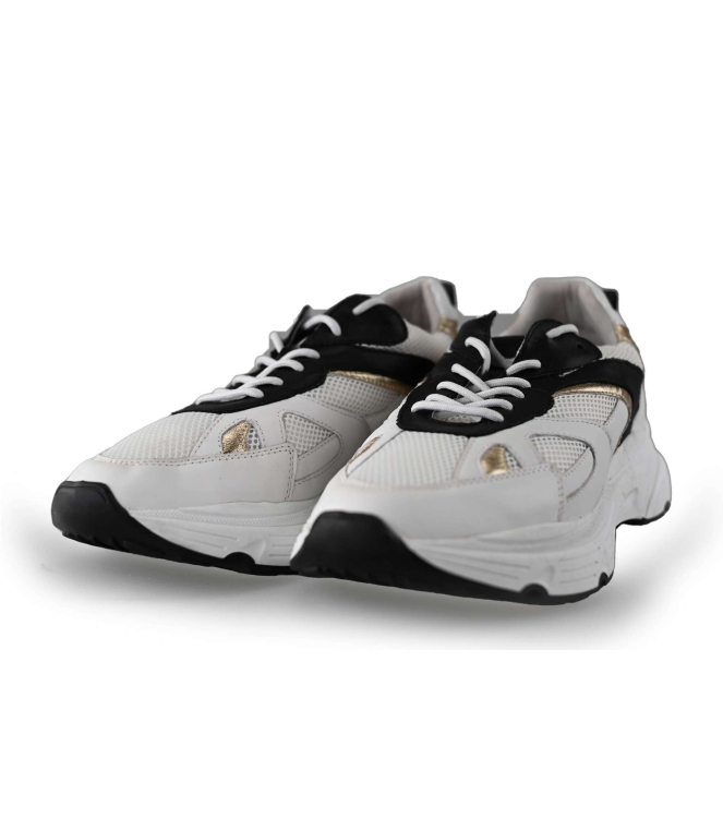Omoda Sneakers