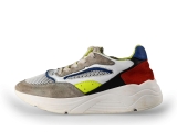 Giga Sneakers