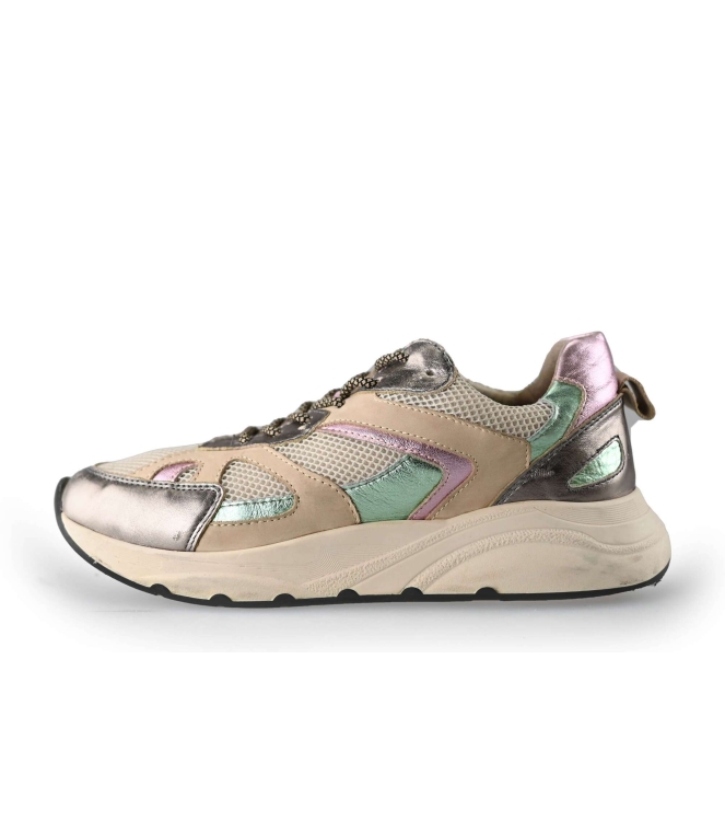 Omoda Sneakers