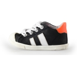 Ik Ke Sneakers