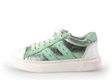 Ik Ke Sneakers