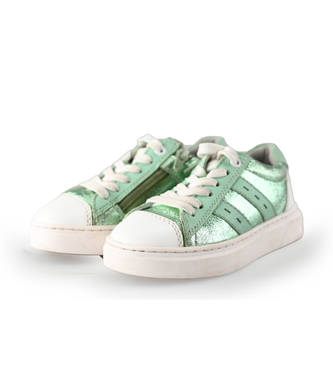 Ik Ke Sneakers