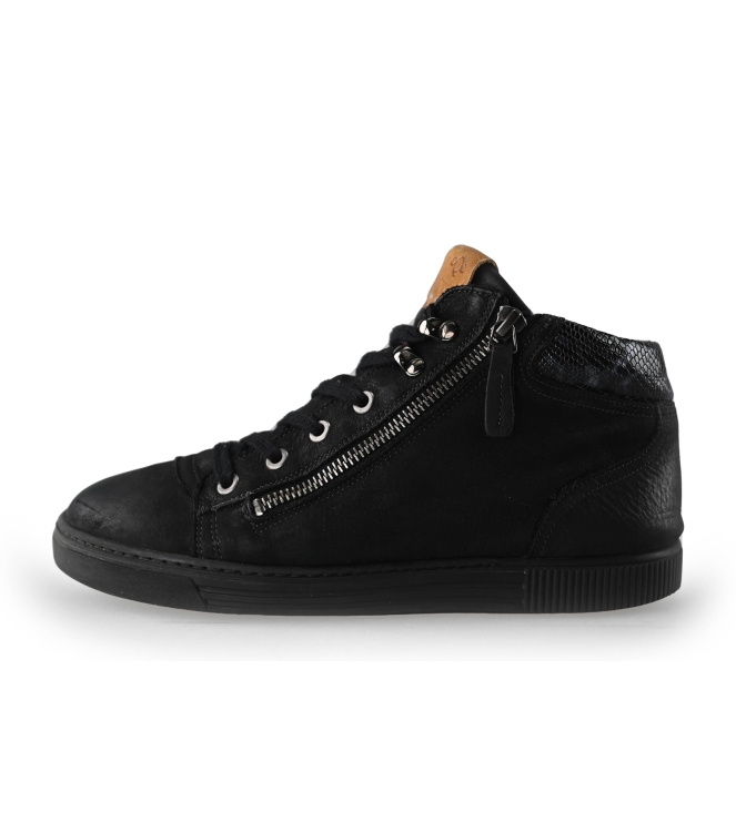 Aqa Sneakers