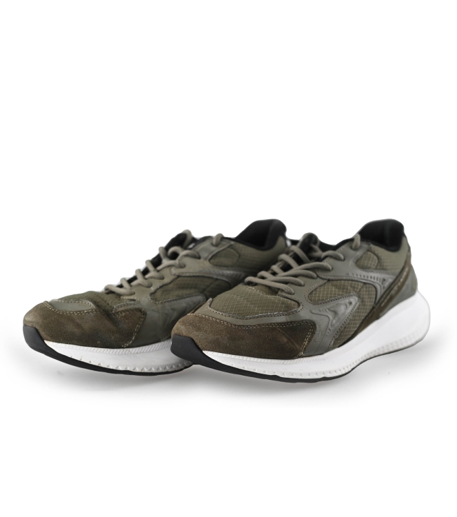 Lacoste Sneakers