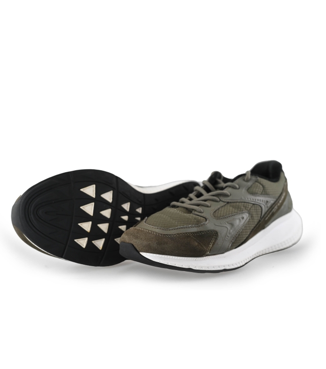 Lacoste Sneakers