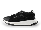 Giga Sneakers