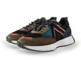 Giga Sneakers