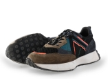 Giga Sneakers