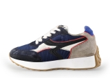 Giga Sneakers