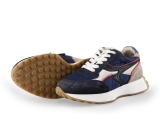 Giga Sneakers