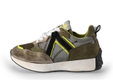 Giga Sneakers