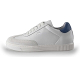 Aqa Sneakers