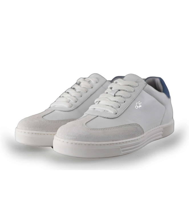 Aqa Sneakers