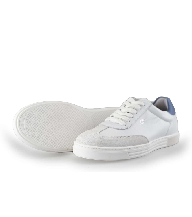 Aqa Sneakers