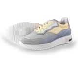 Giga Sneakers