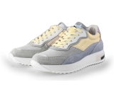Giga Sneakers