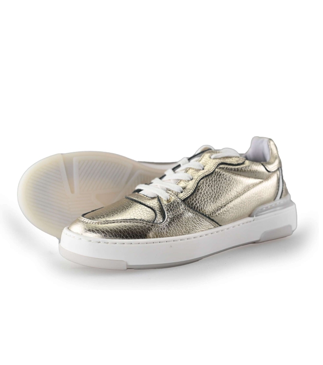 Aqa Sneakers