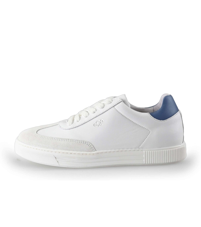 Aqa Sneakers