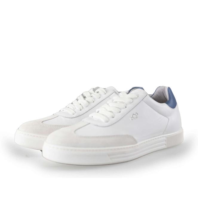 Aqa Sneakers