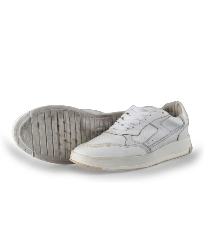 Omoda Sneakers