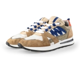 Invinci Sneakers