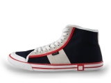 Date Sneakers