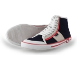 Date Sneakers