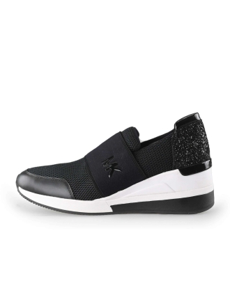 Michael Kors Sneakers Zwart 226426
 Maat 42
 