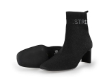 La Strada Pumps