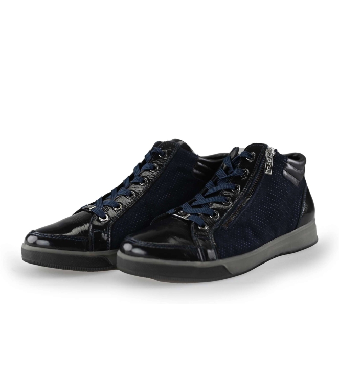 Ara Sneakers