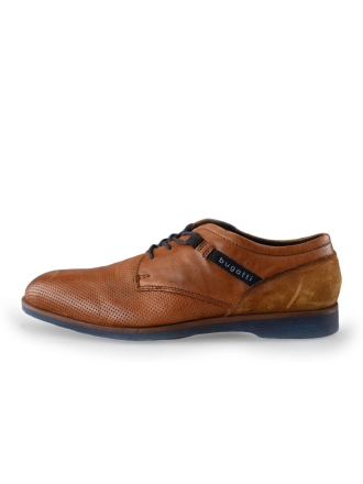 Bugatti Nette schoenen Bruin 227415
 Maat 45
 