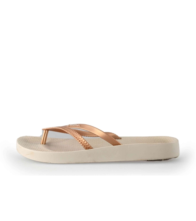 Ipamema Slippers