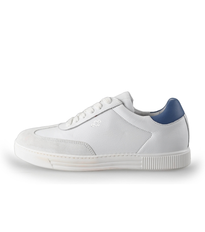 Aqa Sneakers