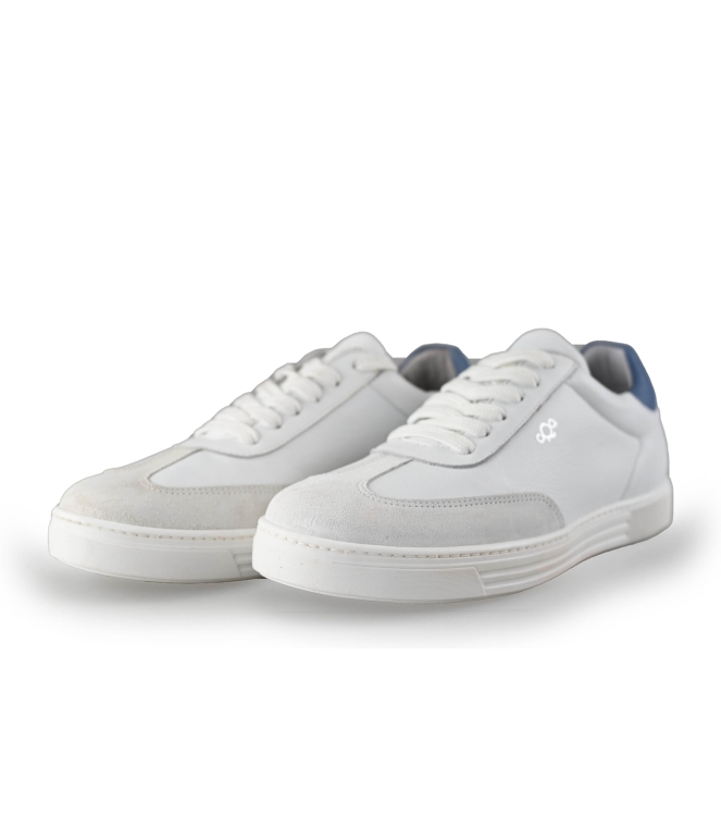 Aqa Sneakers
